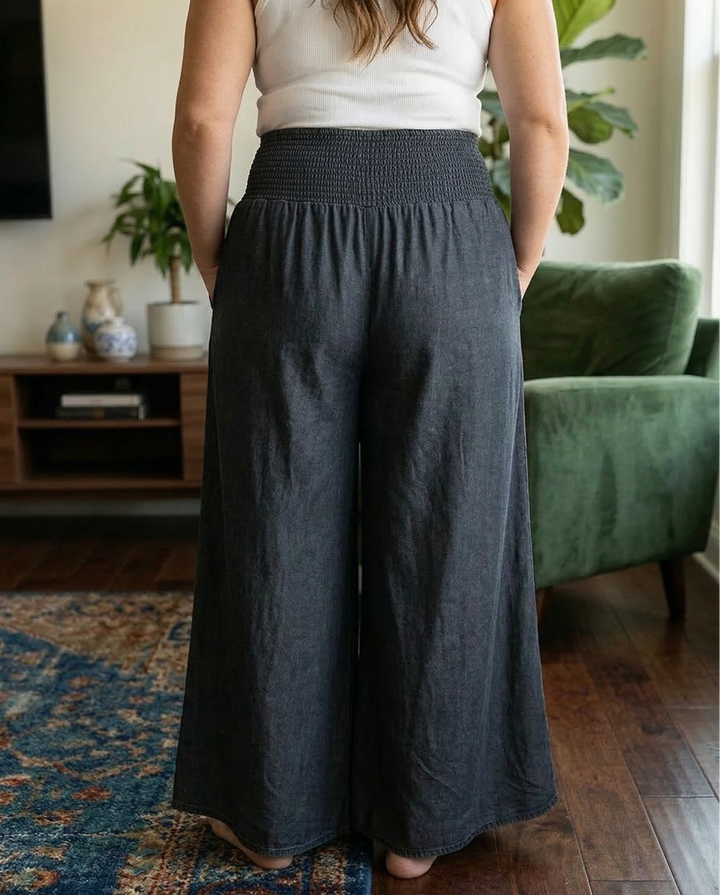 Jasper | Flowy Smocked Waist Pants